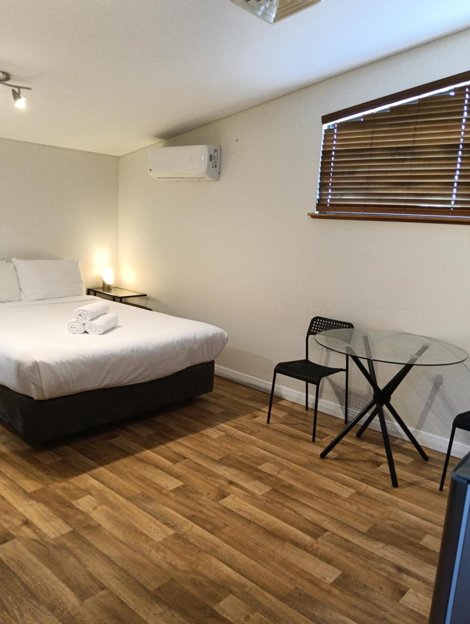 Dunsborough Apartments & Suites Eksteriør billede