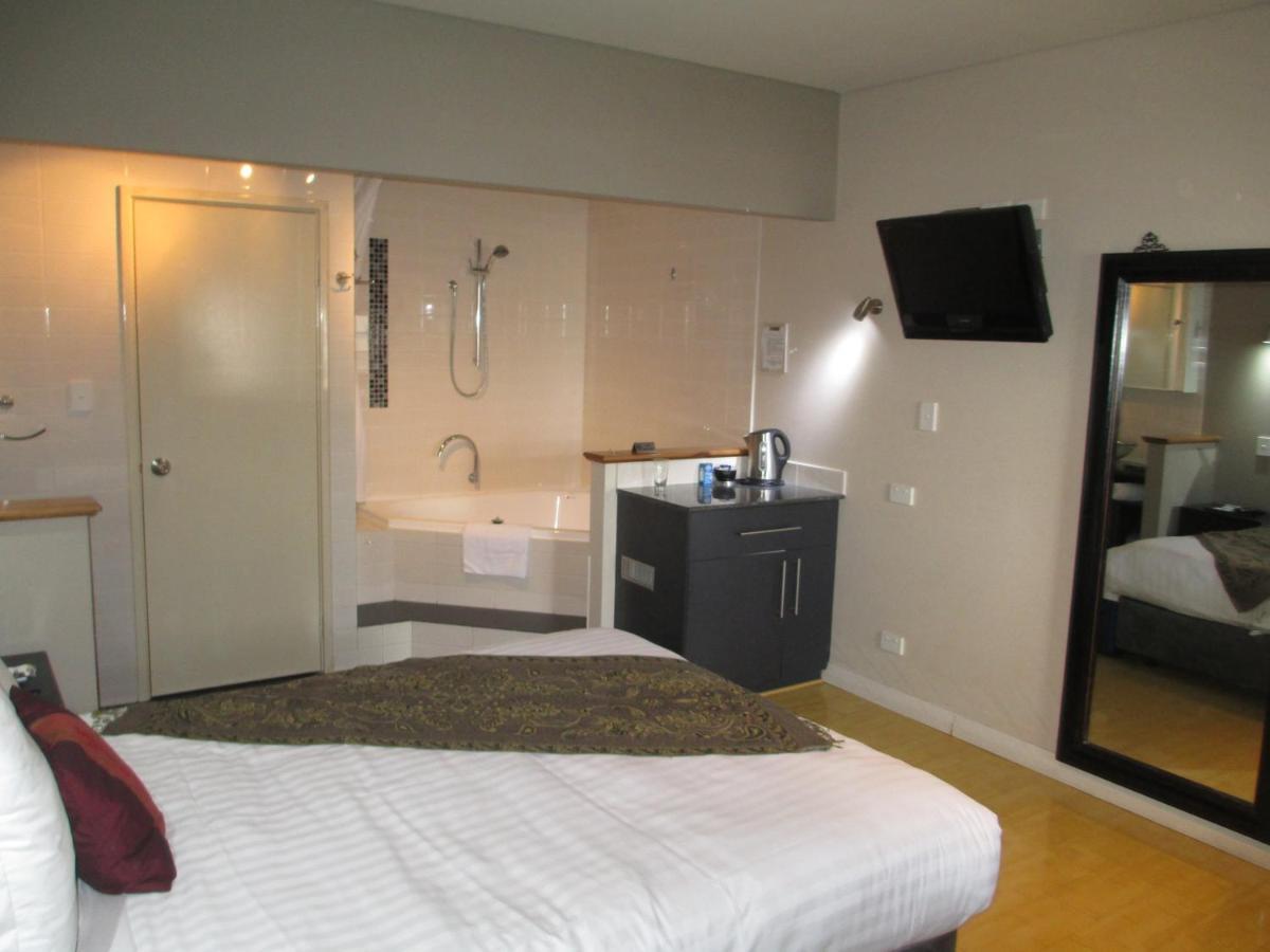 Dunsborough Apartments & Suites Eksteriør billede